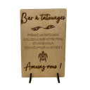 Pancarte bar à tatouages en bois