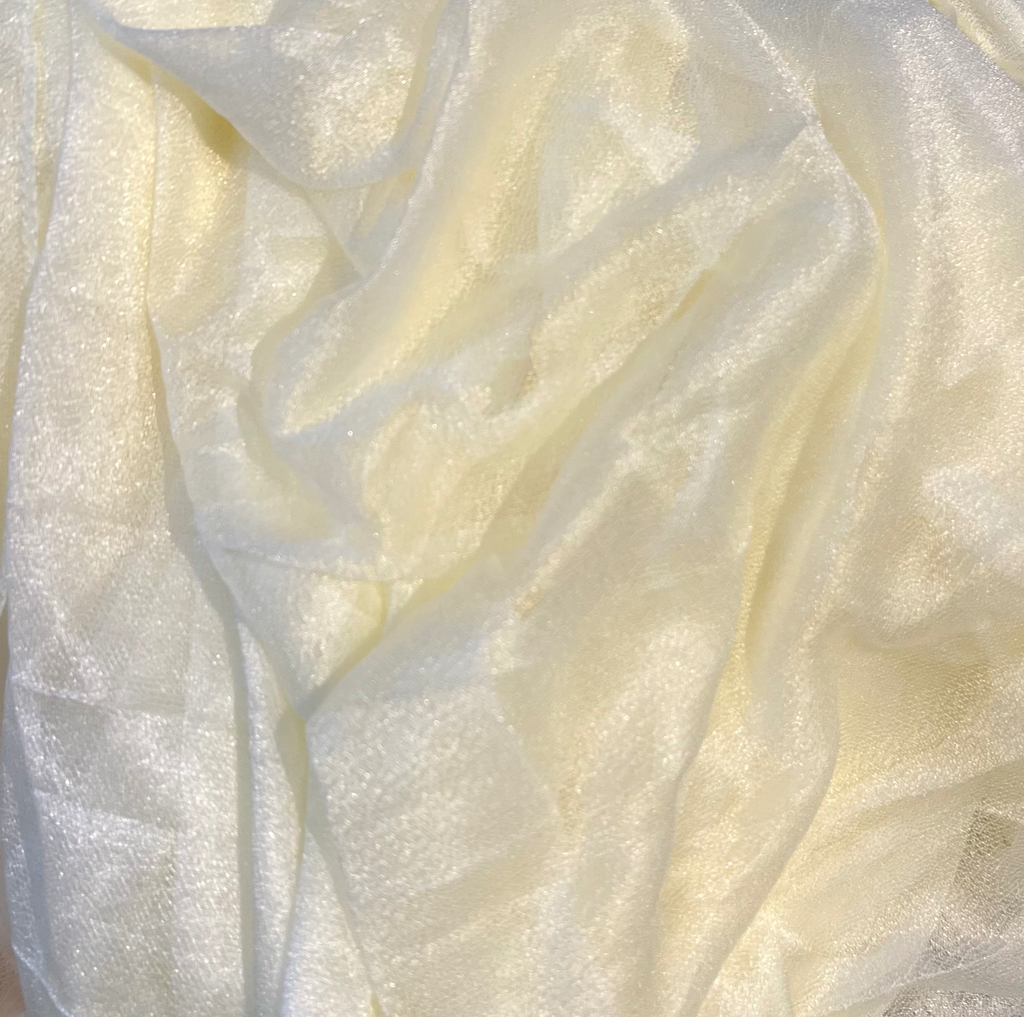 Voile scintillant jaune pastel