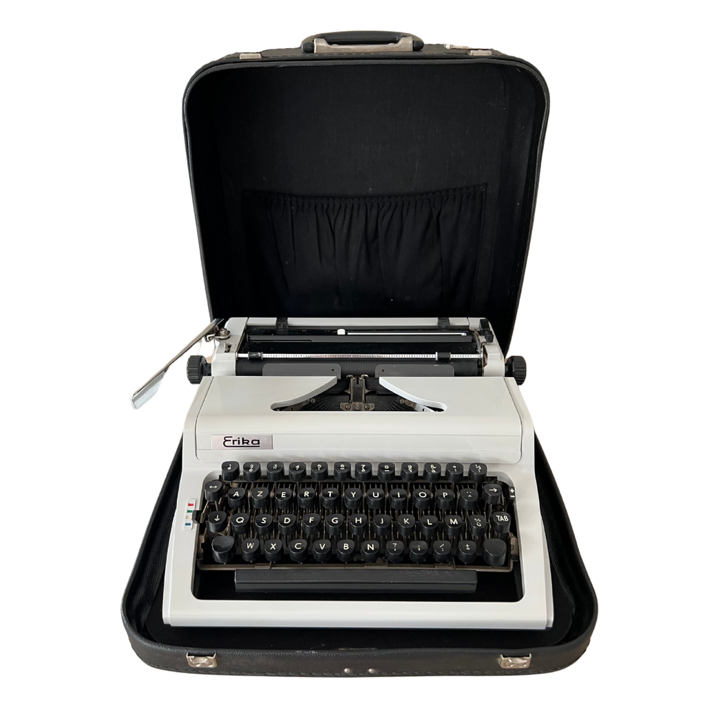 Machine à écrire blanche