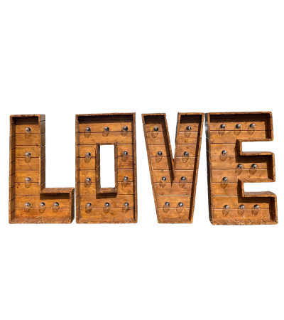 LOVE lumineux en bois sur secteur