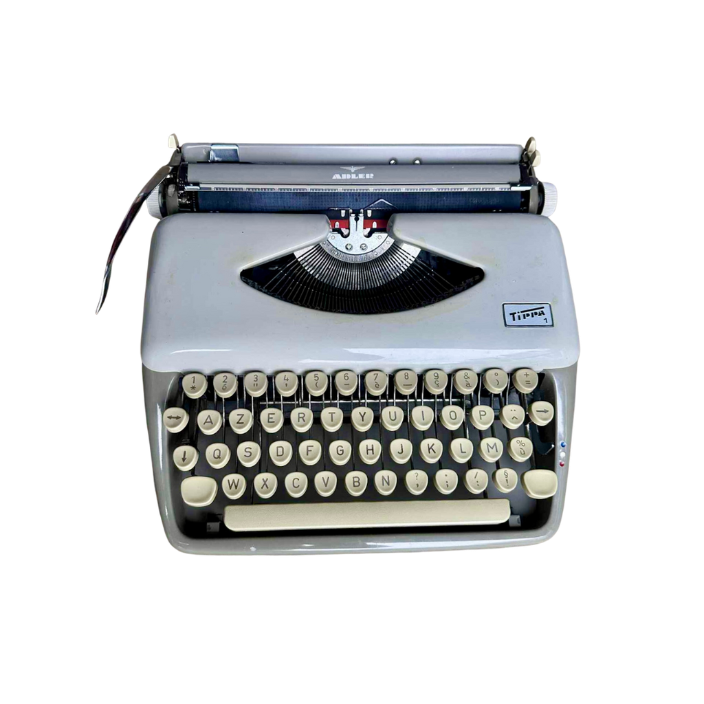 [MEG] Machine à écrire grise