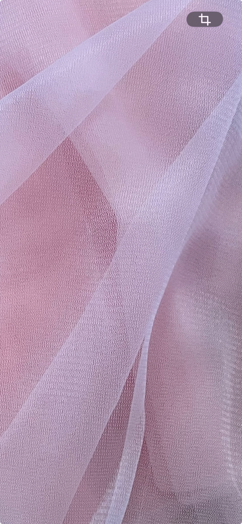 Rideau de satin élastique rose bonbon