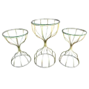 Présentoirs en métal doré trio