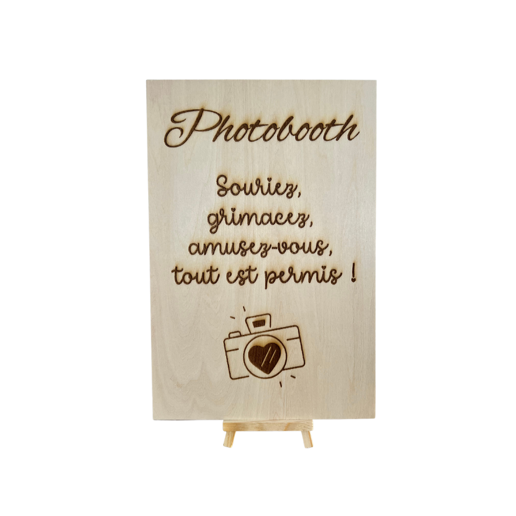 Pancarte photobooth en bois sur chevalet